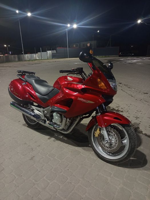 Honda NT 650 Deauville