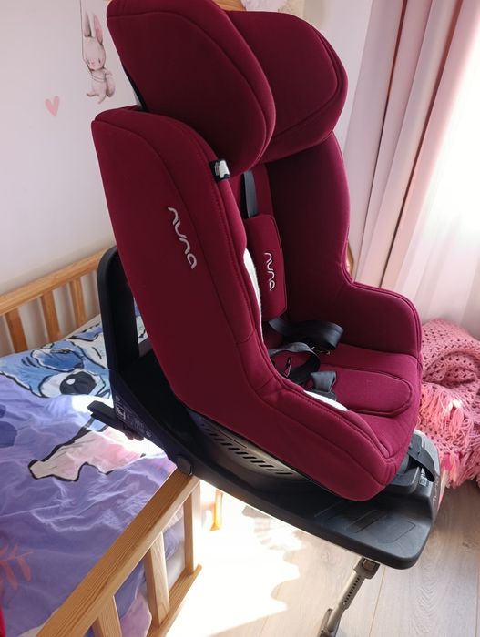 Obrotowy fotelik samochodowy  ISOFIX
