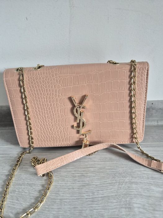 YSL pudrowy roz torebka na łańcuszku elegancka