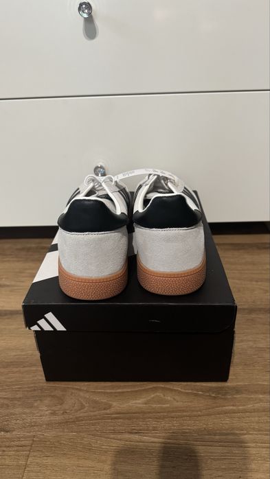Nowe Adidas Handball Spezial | Rozmiar 45 1/3 Jasny Beż/Szary