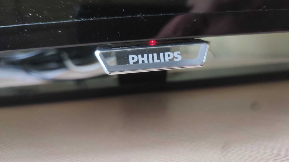 Телевізор рідкокристалічний PHILIPS 40#