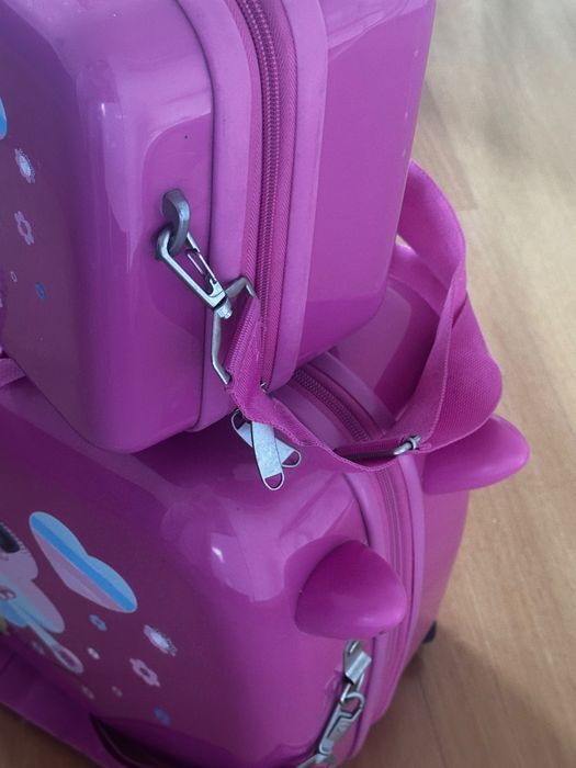 Conjunto de viagem Trolley e necessaire Disney