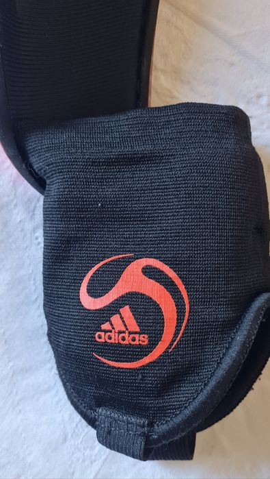 Caneleiras ADIDAS Predator League Tam. M