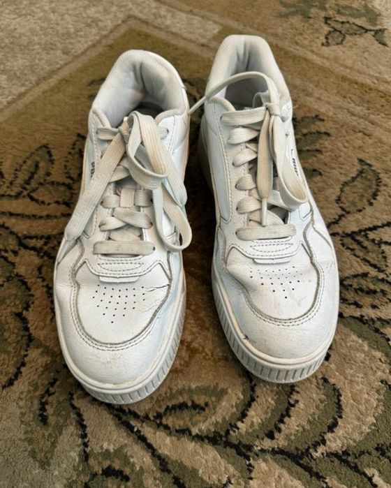 Шкіряні кросівки Puma. Розмір 39