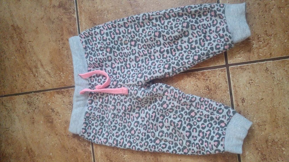 Spodnie dresowe r. 74/80