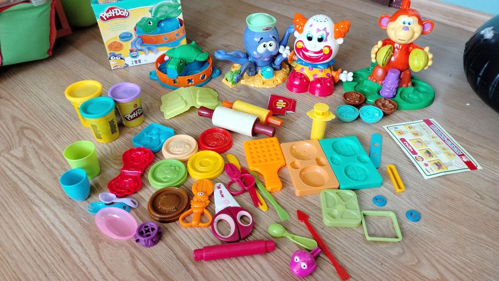 Duży zestaw Play-doh małpka, ośmiornica, żółw,klaun inne Plus gratis