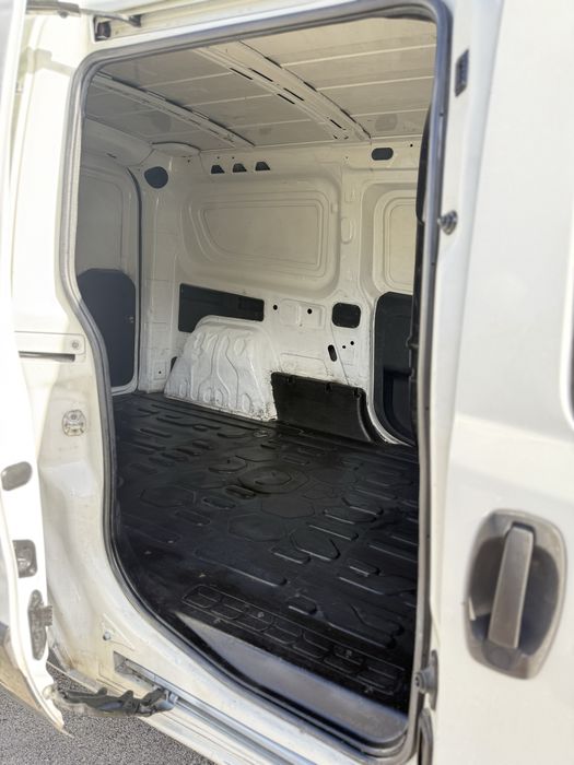 Fiat Doblo Maxi 1.3D Multijet ano 2014