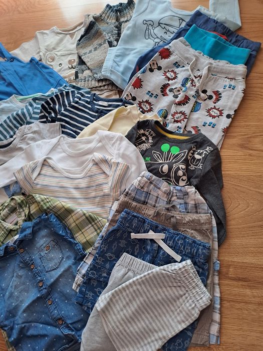 Zestaw ubrań chłopięcych 74