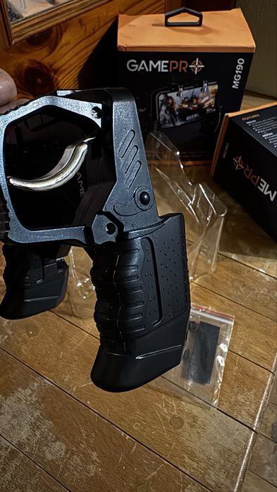 Ігровий тригер-тримач GamePro MG190 для смартфона (PUBG/COD)