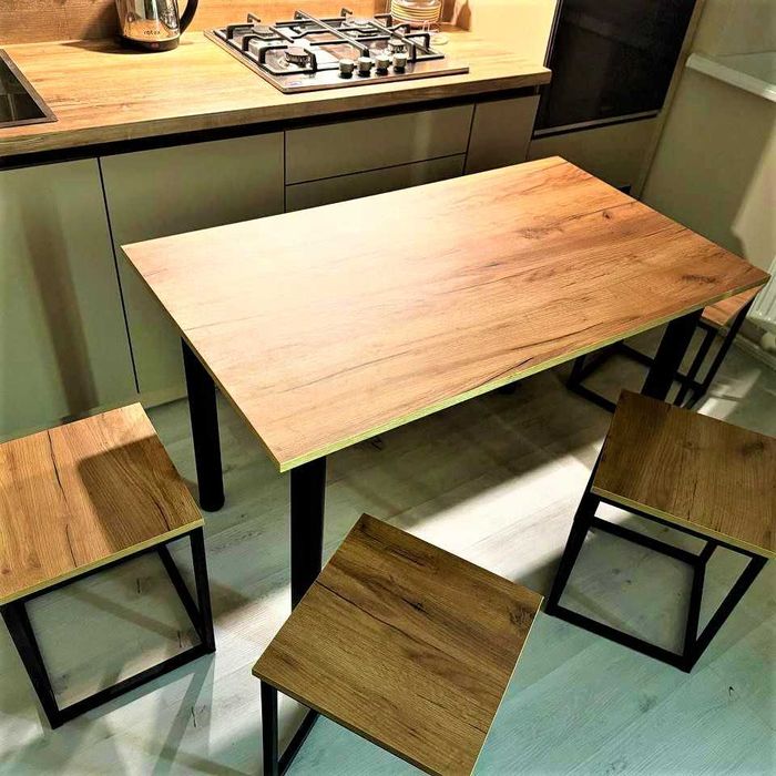 Стіл для Кафе Стол Кухонний на металевих ніжках Комп'ютерний Офісний