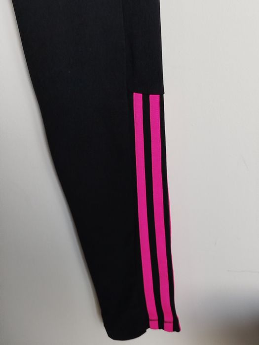 Nowe legginsy młodzieżowe Adidas Climate oryginał  13 - 14 lat