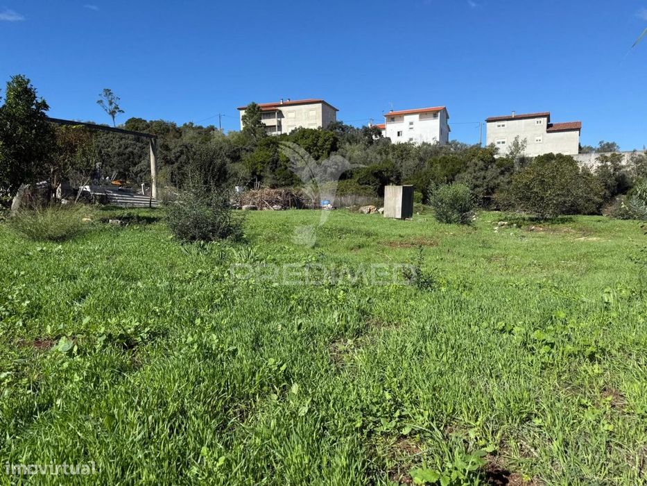 Lote de Terreno Urbano em Fátima – 3.468 m² | Excelente Oportunidade!