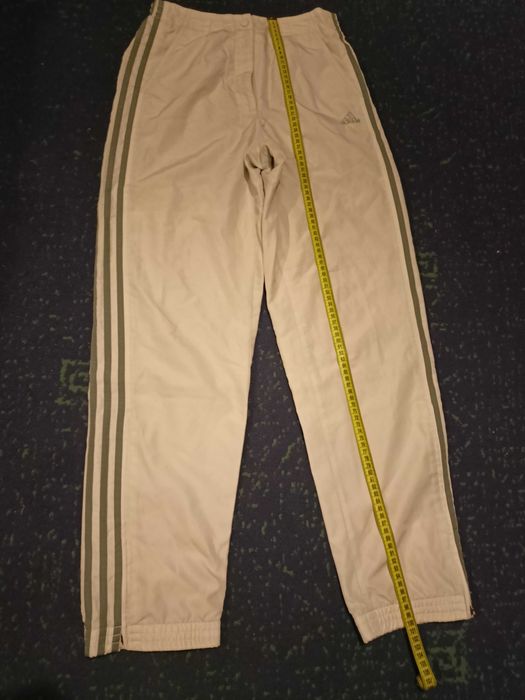 Spodnie adidas damskie koloru białego