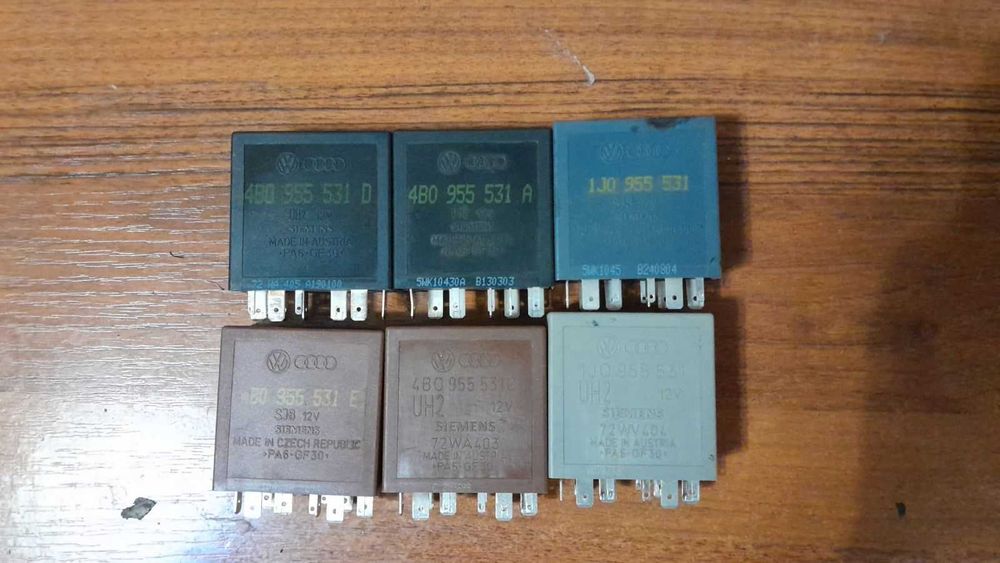 Реле Склоочисників VAG Skoda Aydi VW  двірників