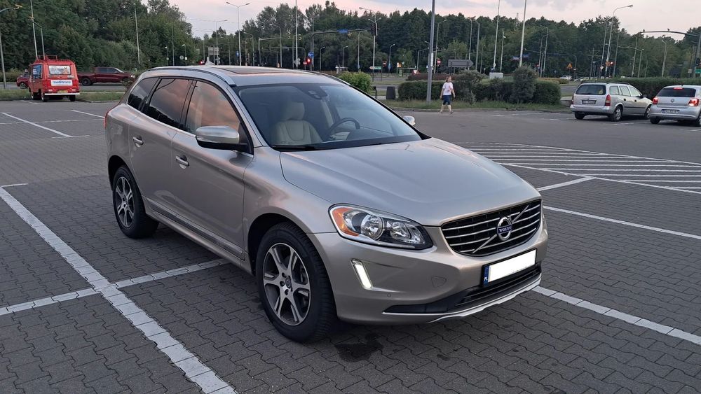 Volvo XC 60 XC60 T6 2015 doinwestowany