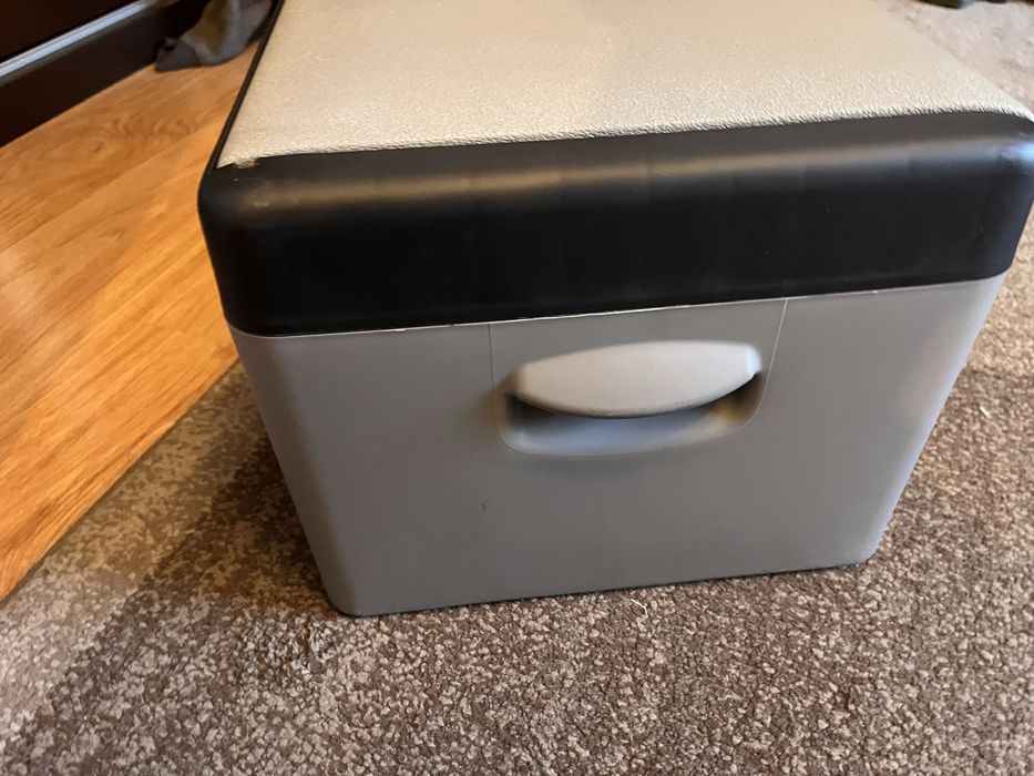 Lodówko zamrażarka kompresorowa turystyczna  samochodowa bluetooth usb