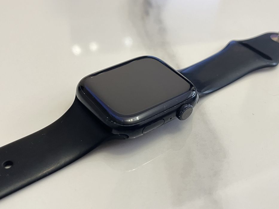 Apple Watch 8 series Midnight GPS 45 mm (годинник Епл Вотч 8)