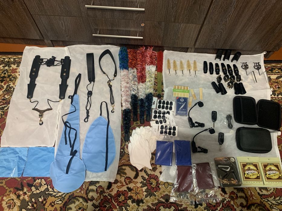 Мундштуки трості засоби догляду за саксофоном мікрофони для саксофона