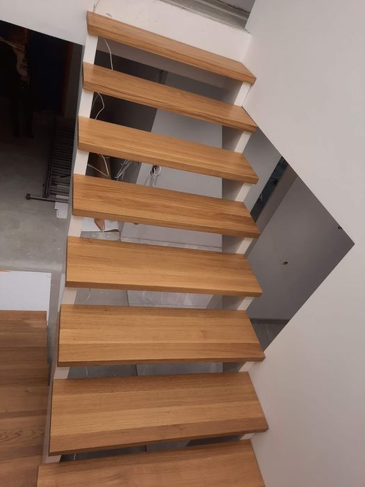 Sprzedam nowe schody dębowe