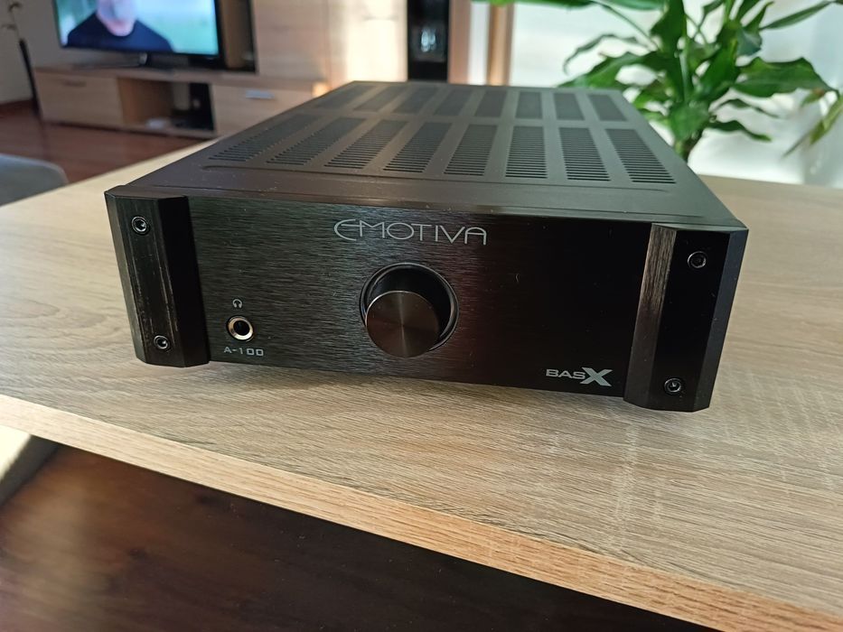 Wzmacniacz Emotiva A100 BASS X !