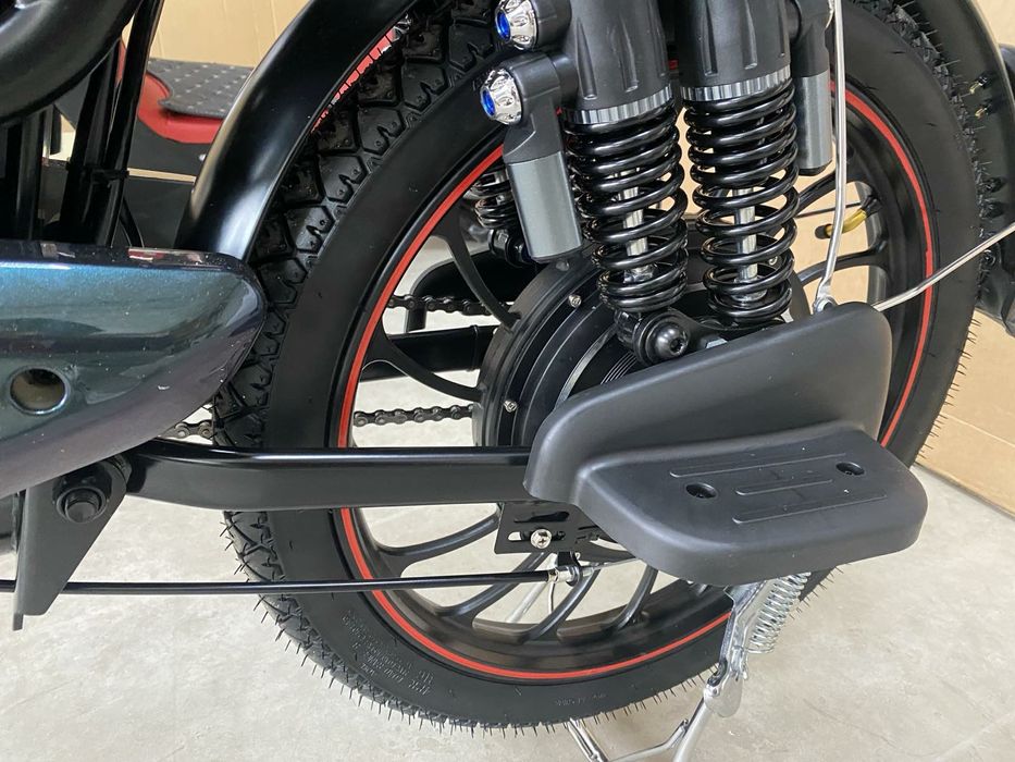 Електро мопед на ходу 42 ампер акб