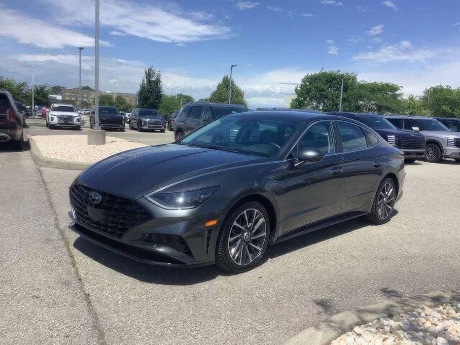 Hyundai Sonata Limited      2023