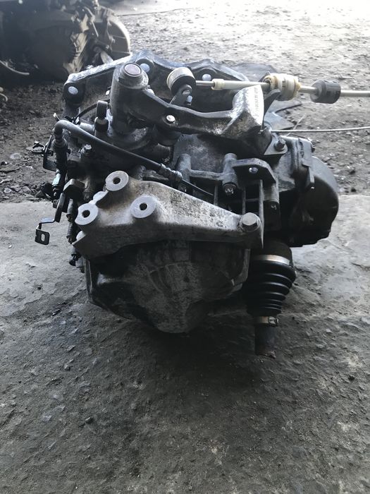 Коробка КПП astra h zafira b 1.7 m-32. 1.9 cdti