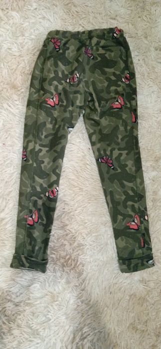 Штани на дівчинку