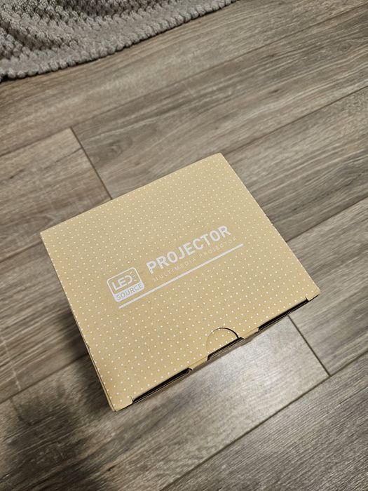 Projektor rzutnik LED multimedialny przenośny wifi Android NOWY