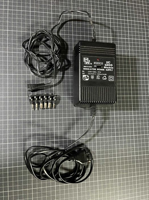 Multi-voltage Current Transformer482708695391283201