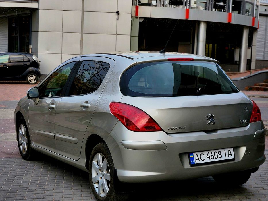 PEUGEOT 308 2010