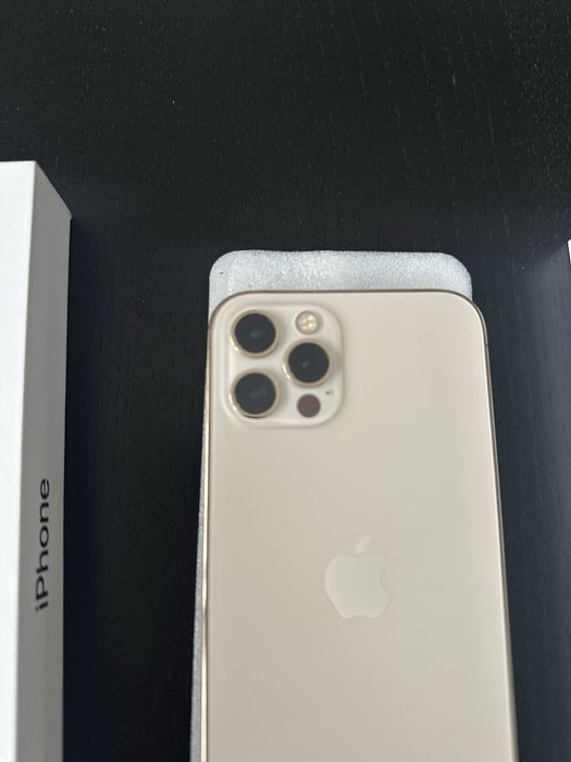 Iphone 12 PRO Dourado