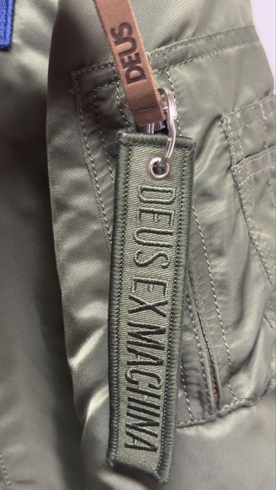Deus Ex Machina × ALPHA INDUSTRIES M Alpha Industries & Deus Ex Machina MA-1 Flight Jacket NOWA M
