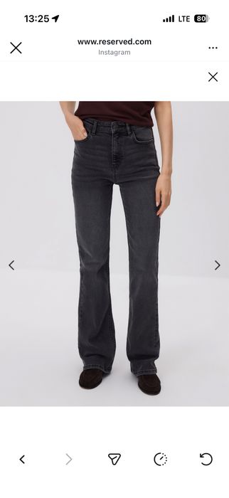 Джинсы reserved клешь от колена