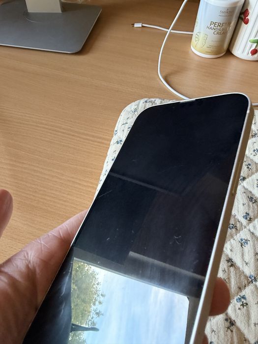 Iphone 14 plus 256 gb jak nowy
