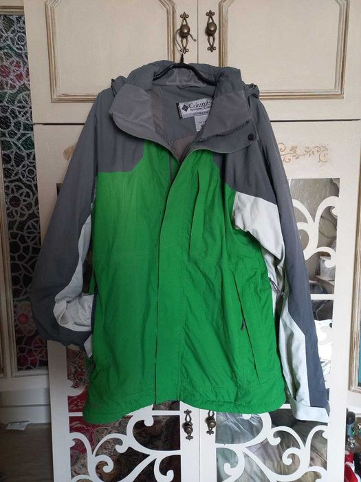 Лижна куртка Columbia omni-tech р.М