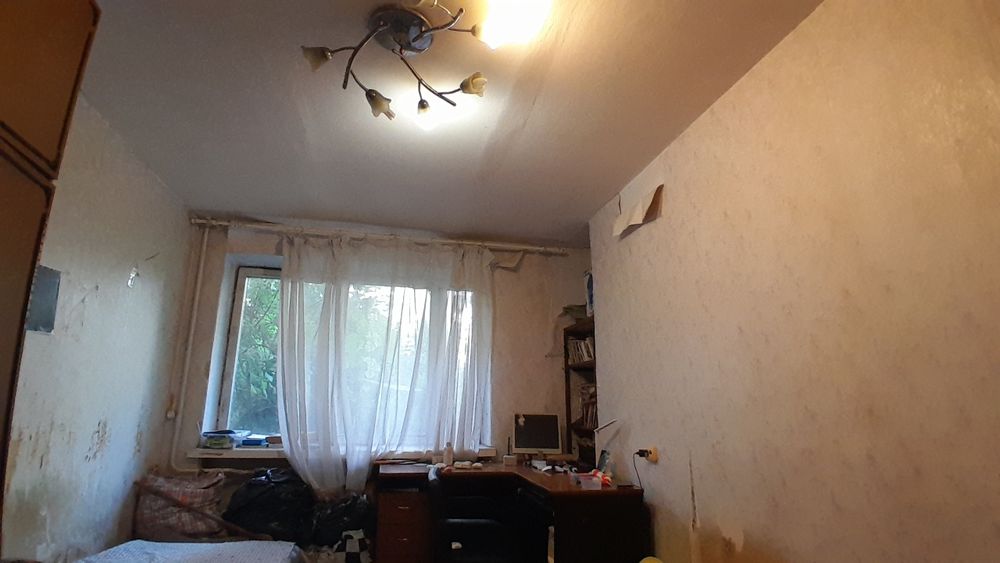 Продаж 4х кімн квартира чешка м.Чернівці в.Південно Кільцева