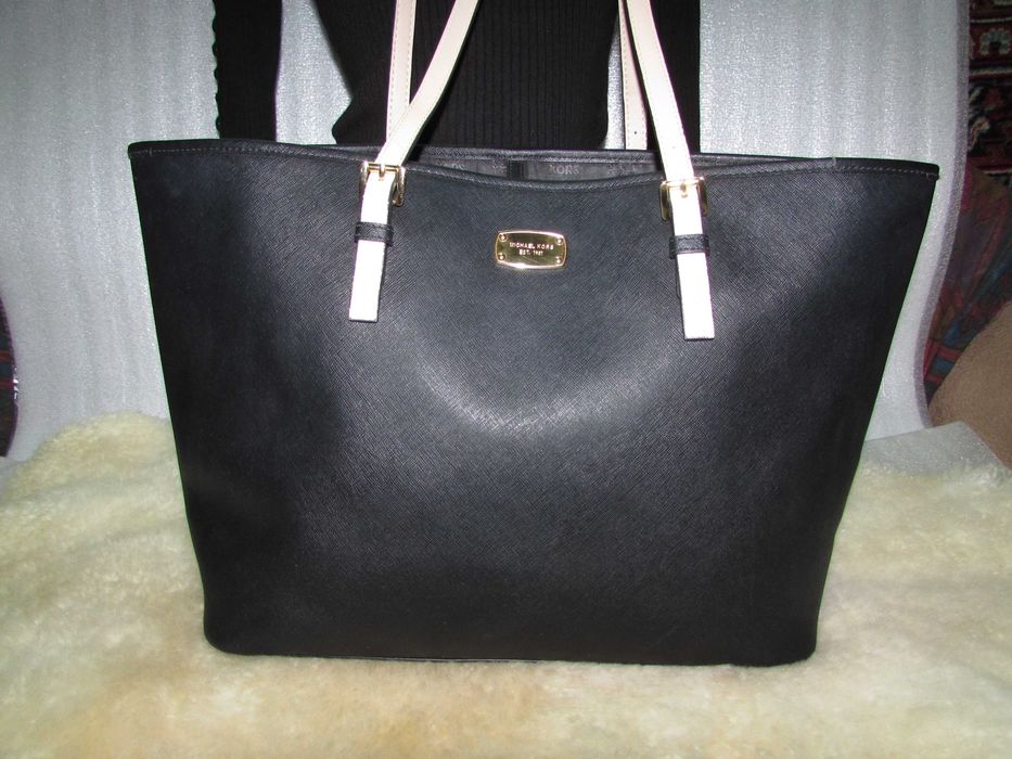 Красивейшая большая кожаная сумка ~ michael kors ~ harper