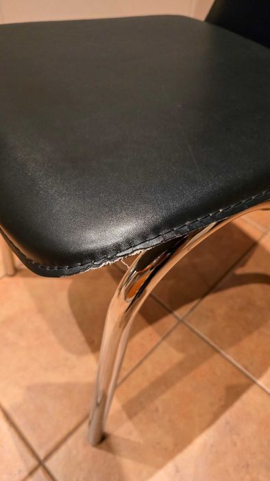 4 Cadeiras de Sala / Cozinha