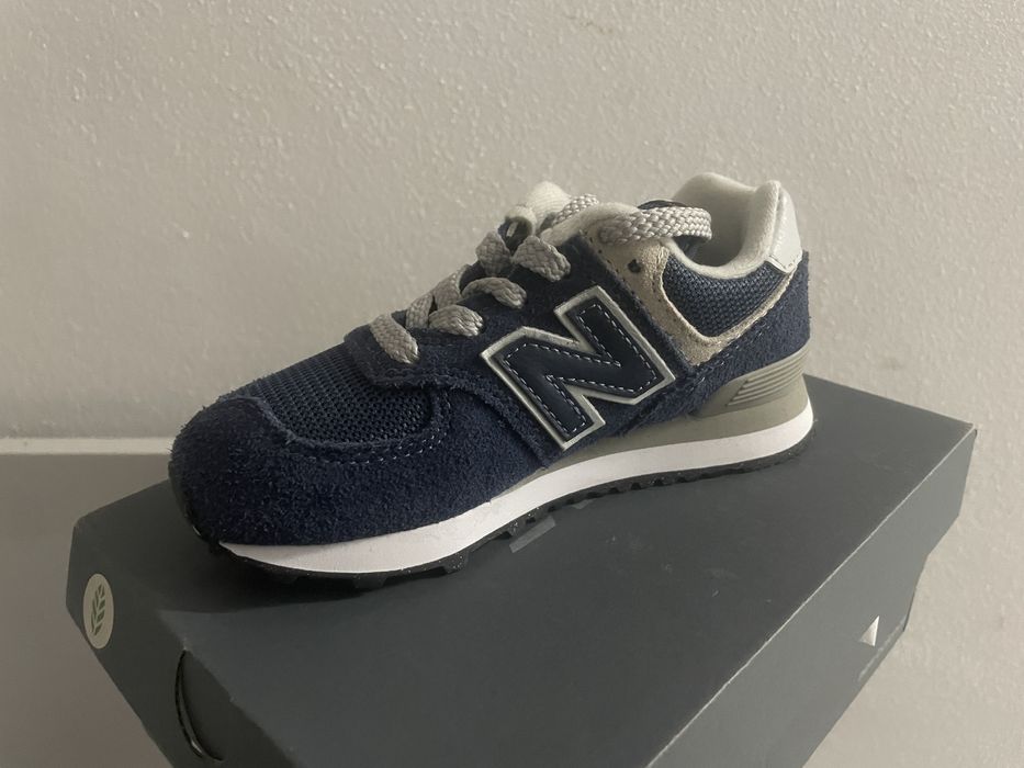 New balance criança