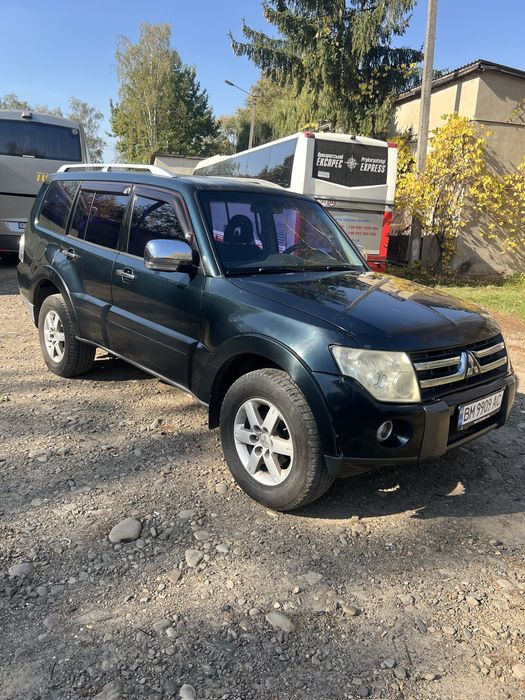 Mitsubishi Pajero Wagon 4 3.0