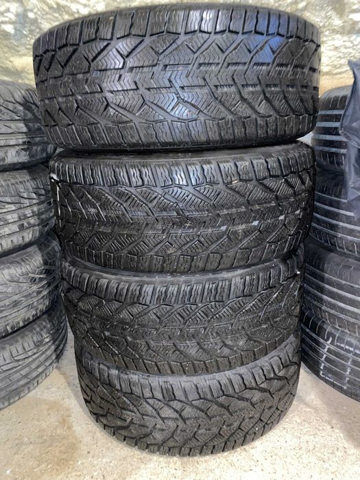 Opony zimowe Kormoran Snow 235/45R 18 98 V XL