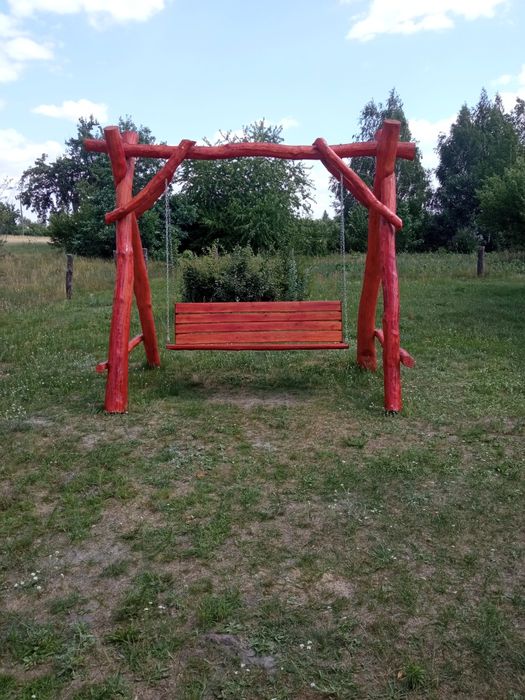 Садова гойдалка з дуба