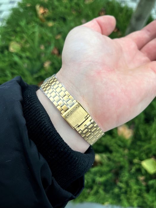 Чоловічий наручнний годиник Casio