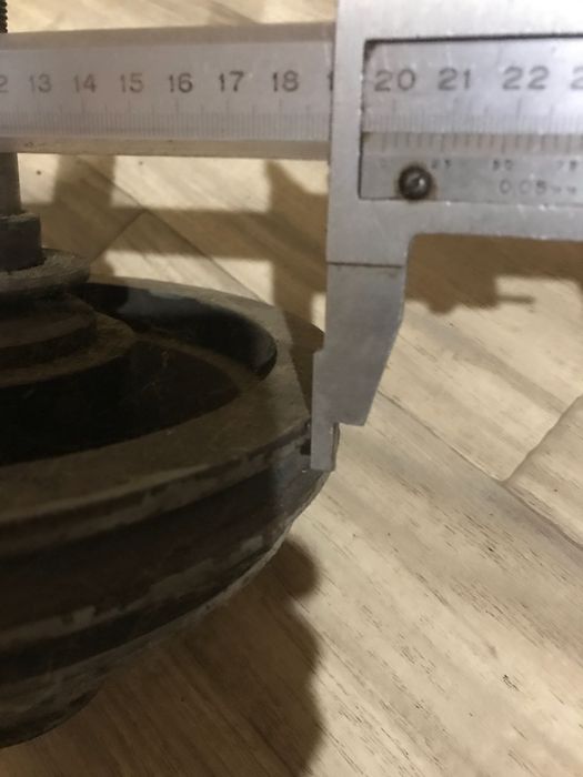 Продам столярн. пилы,фрезы,ножи, многоступенчатый шкив и др.