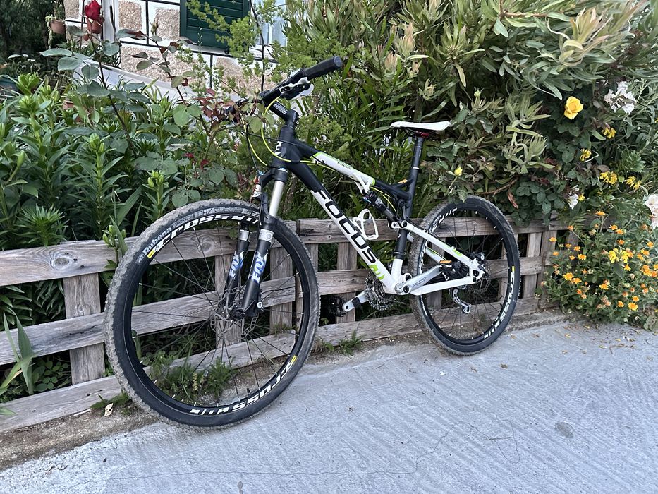 Bicicleta Focus SuperBud roda 27.5