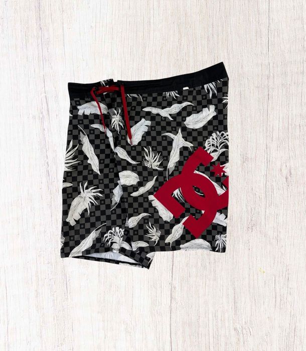 Spodenki DC Shoes Big Logo Liście  Size: 36