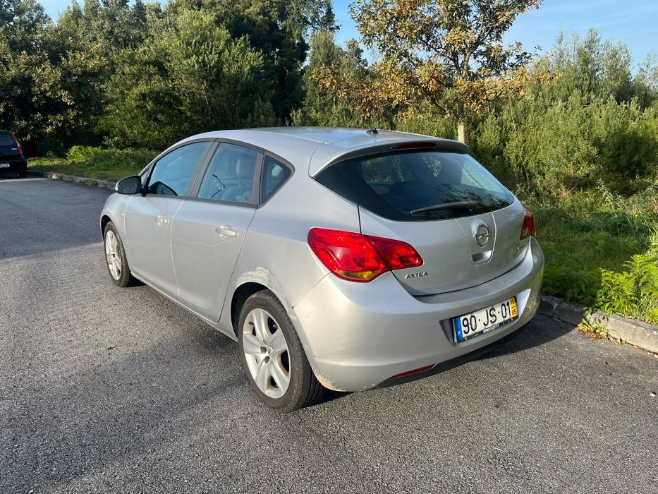 Opel Astra 1.3 CDTI — photo 2