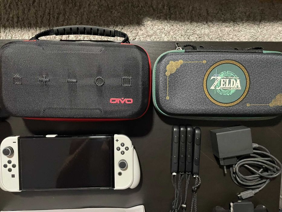 Nintendo Switch OLED Desbloqueada – Pack Completo com Vários Acessórios