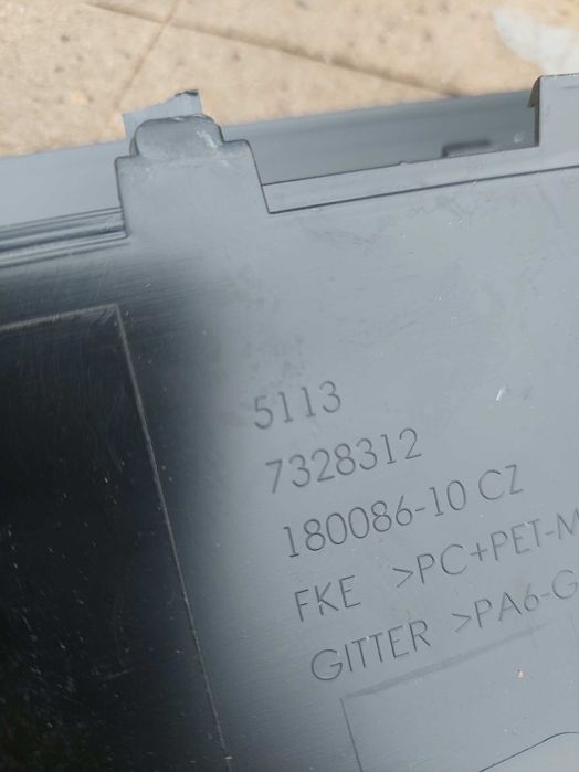 51137328312 забірник капота .забірник повітря Mini f54. f56.